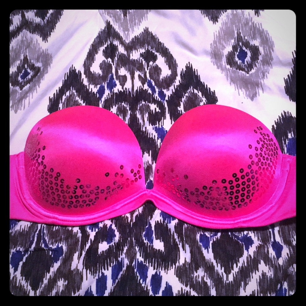 Victoria’s Secret Strapless push up! 36B